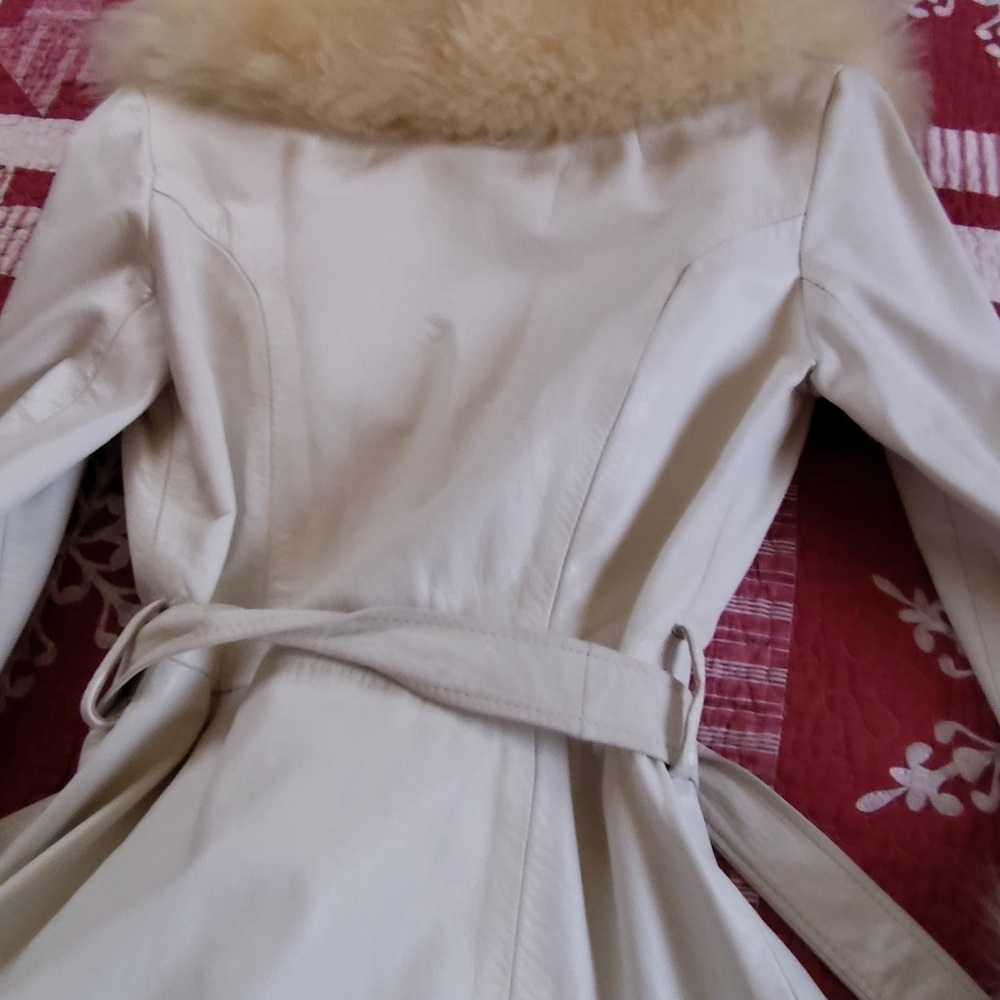 Beautiful 1970’s Lilli Ann Lambskin Penny Lane Princess Coat - Picture 6 of 9